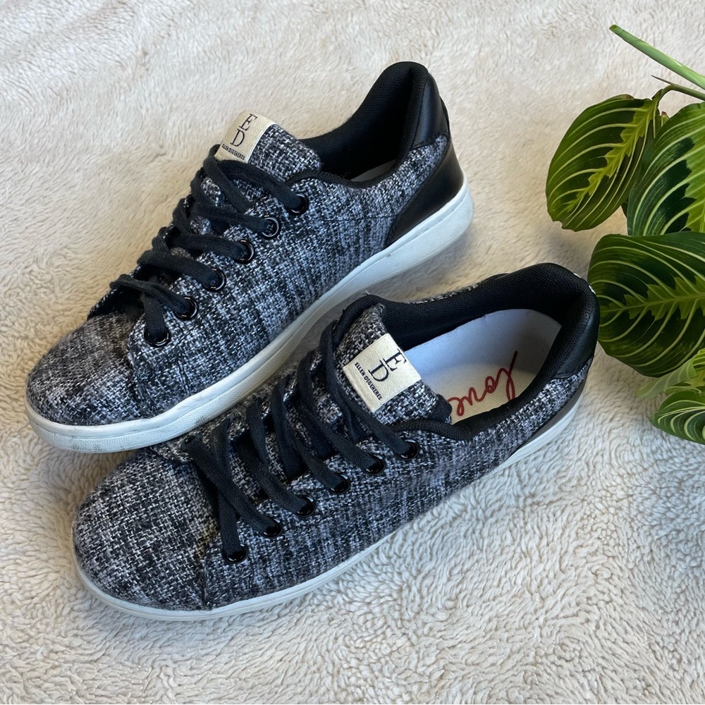 Ellen Degeneres Black and White Shoes Love